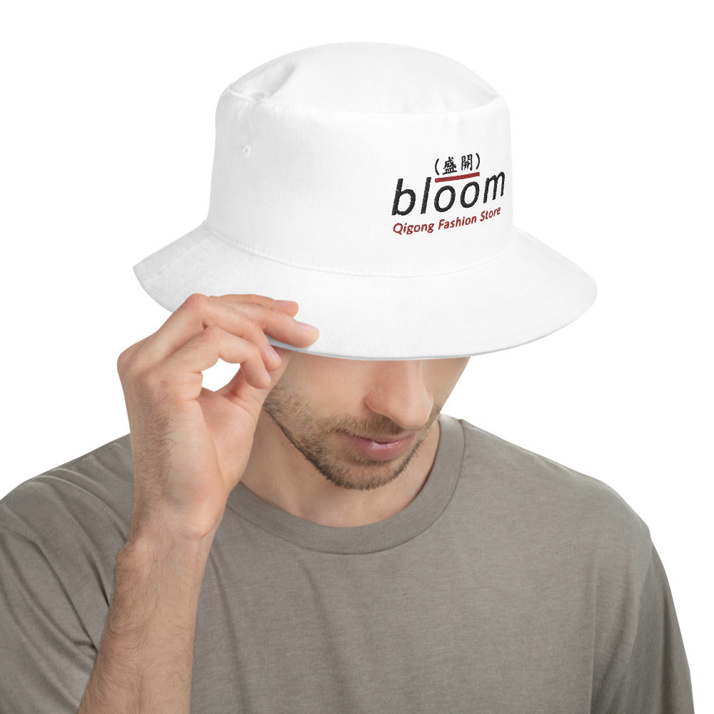 Blo͞om White Bucket Hat